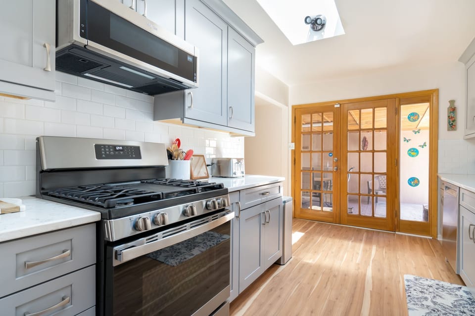 Full Kitchen - Stainless Steel Appliances - First Floor