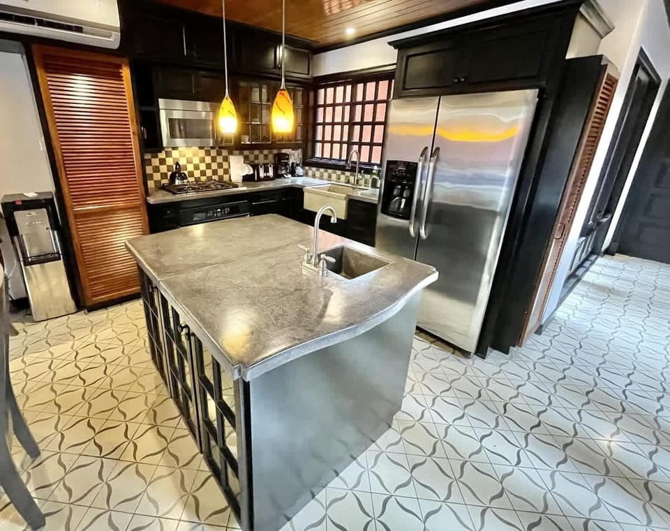 Spacious kitchen area