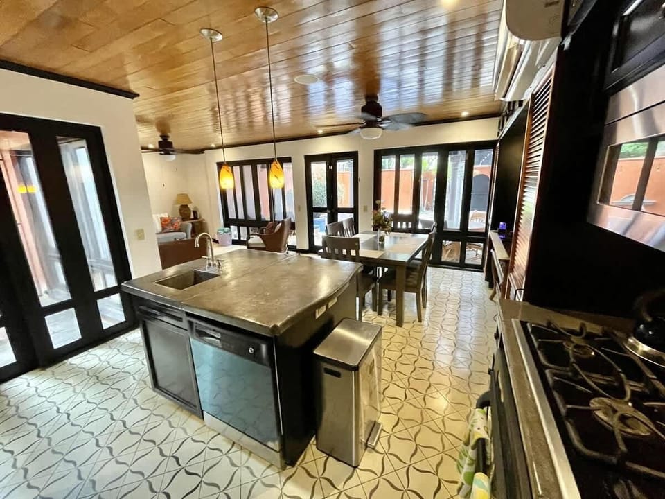 Kitchen area