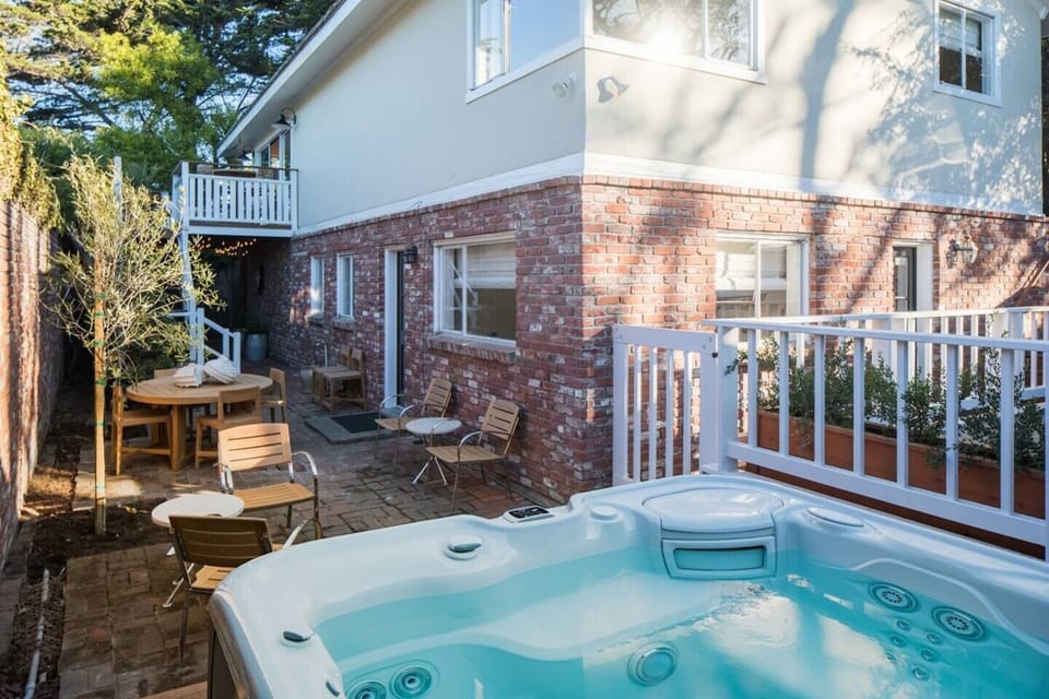 Hot Tub