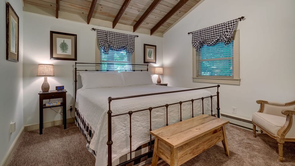 King bedroom off living room