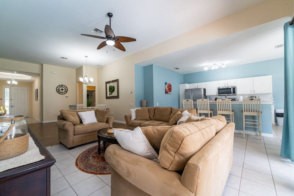 alternate view of common area