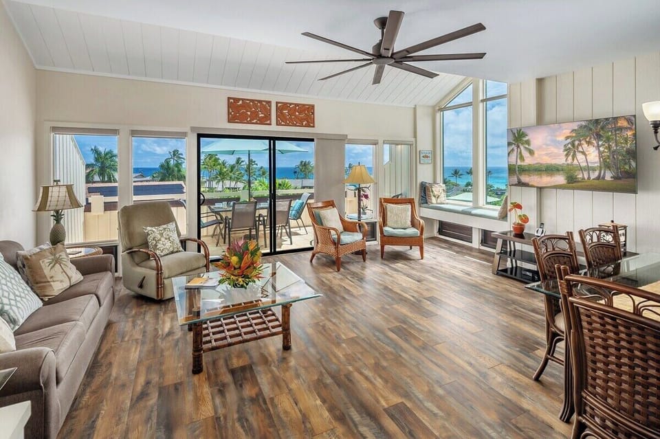 Manualoha 610 - Spacious Living with Breathtaking Ocean Views