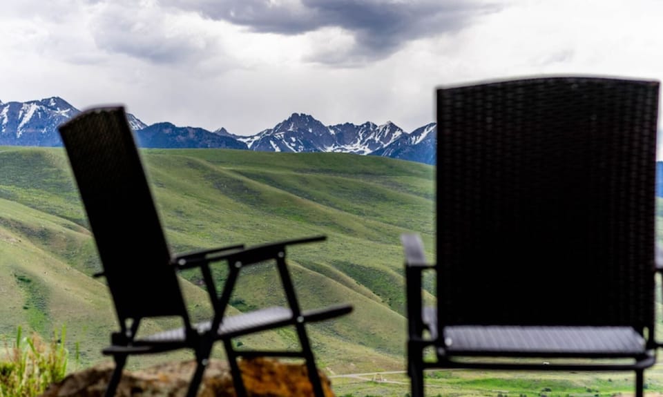 Perfect place for coffee in the morning while watching the sunrise.