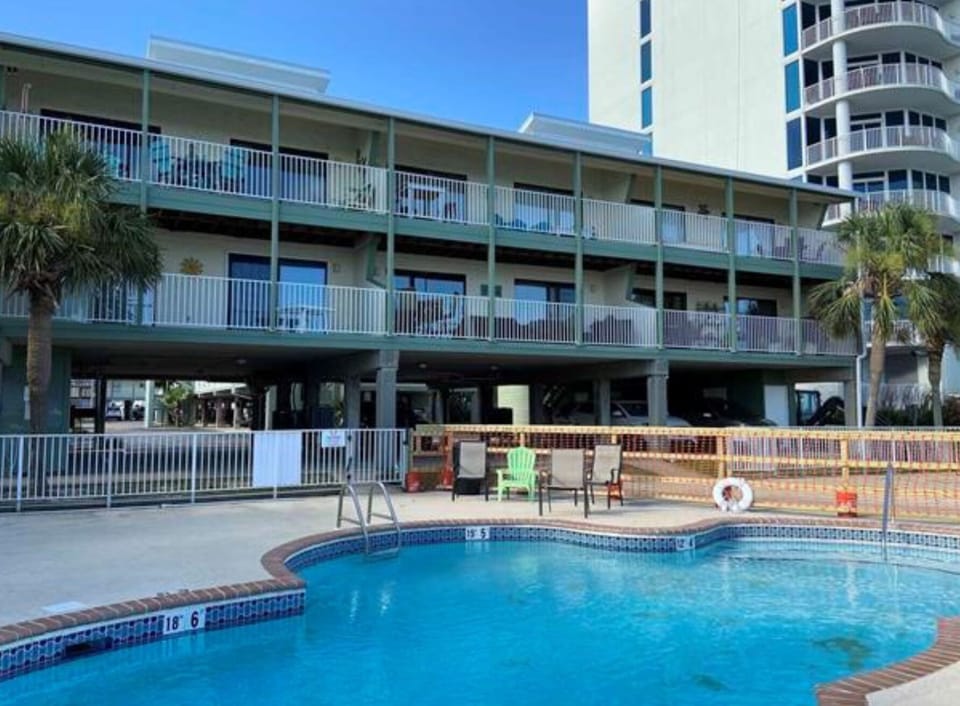 Great pool. Especially for the kids. 