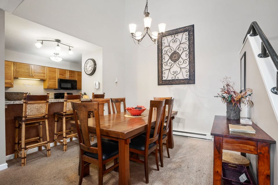 Formal Dining for 6