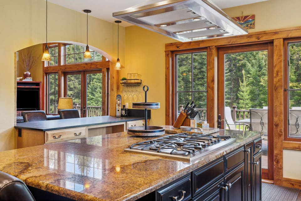 Fully equipped kitchen