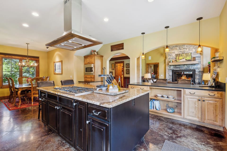 Fully equipped kitchen