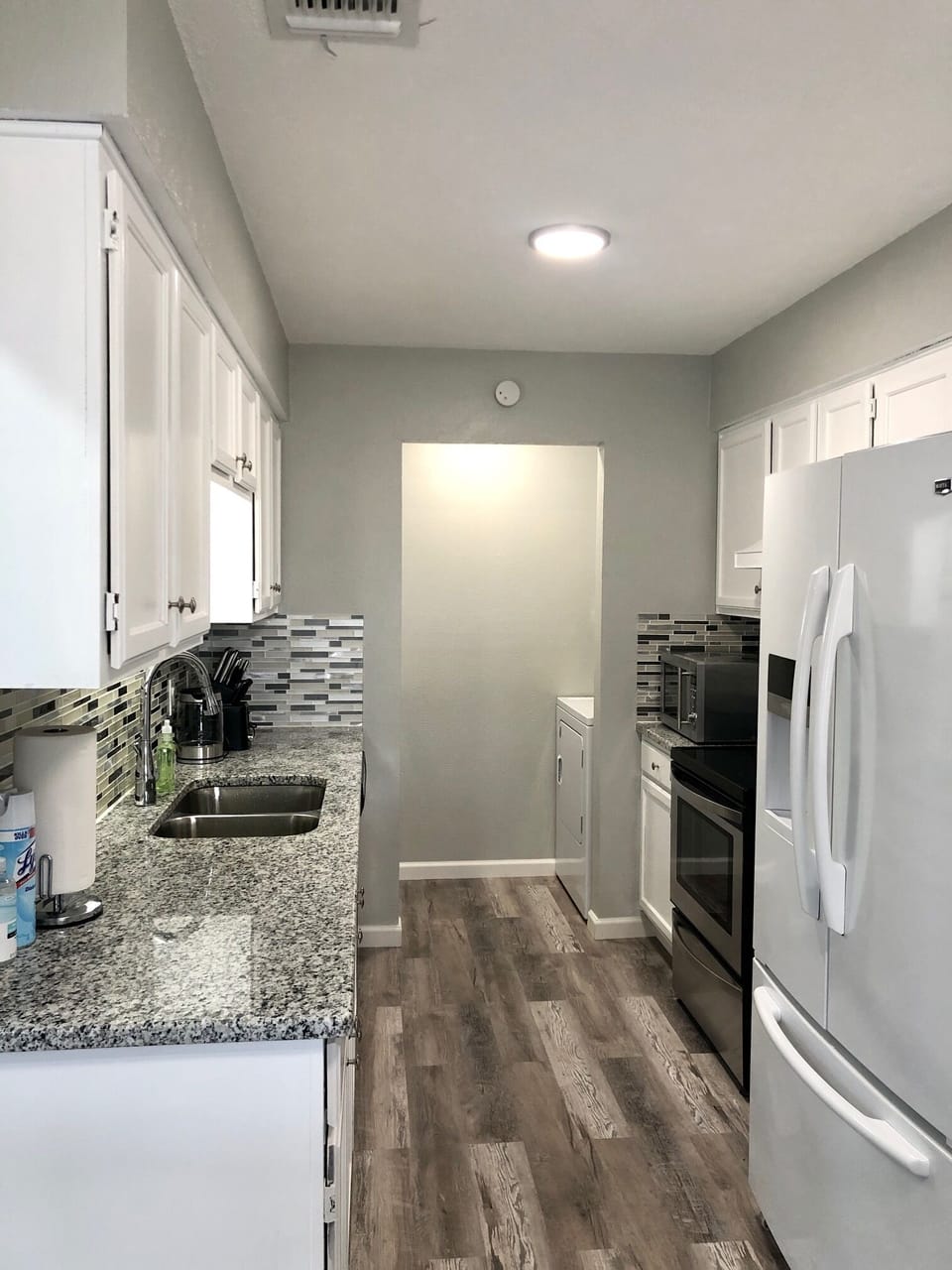 Microwave, oven, stovetop, blender, toaster, kettle, refrigerator, sensor faucet