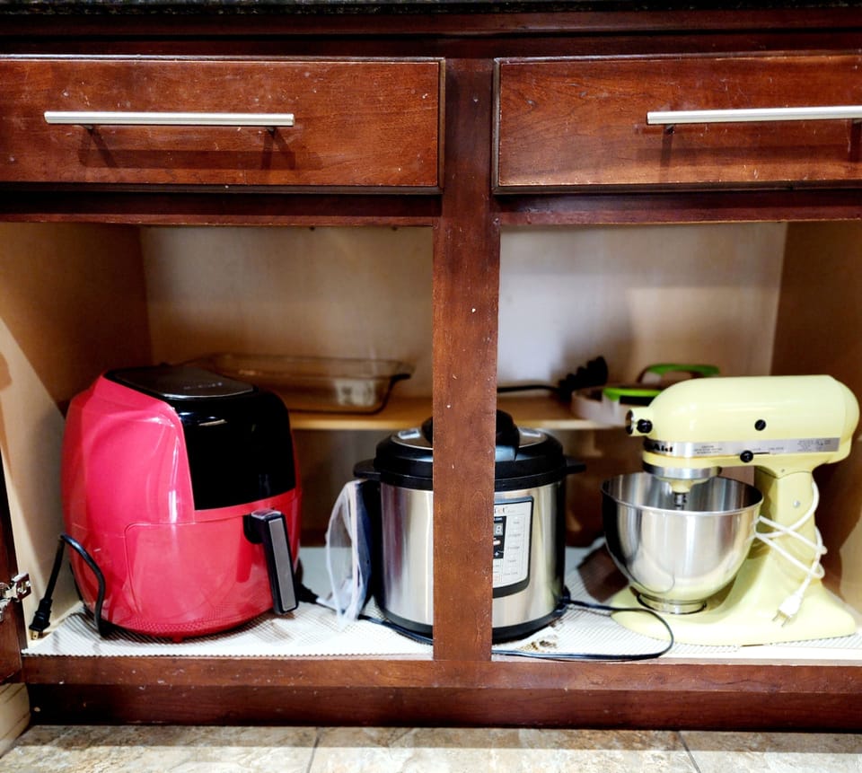 air fryer, kitchen aid and instapot