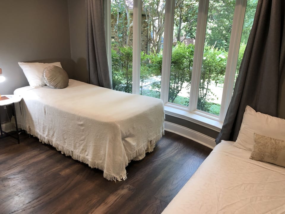 Bedroom #4 with two twin size beds