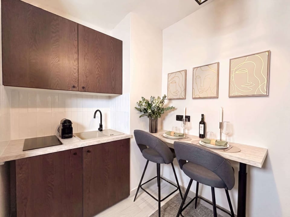 Well-equipped kitchenette: Nespresso machine, boiler, and many more amenities to make you feel at home!