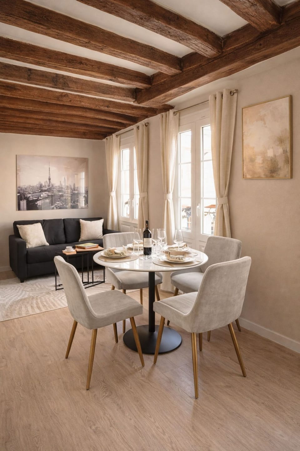 Dinning table for 4 people