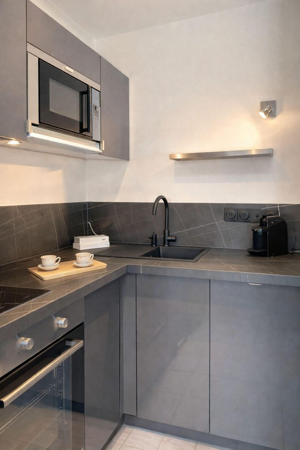 Contemporary kitchen design with top-of-the-line appliances, ensuring a seamless cooking experience.