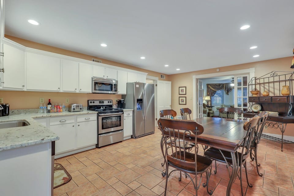 Large Kitchen