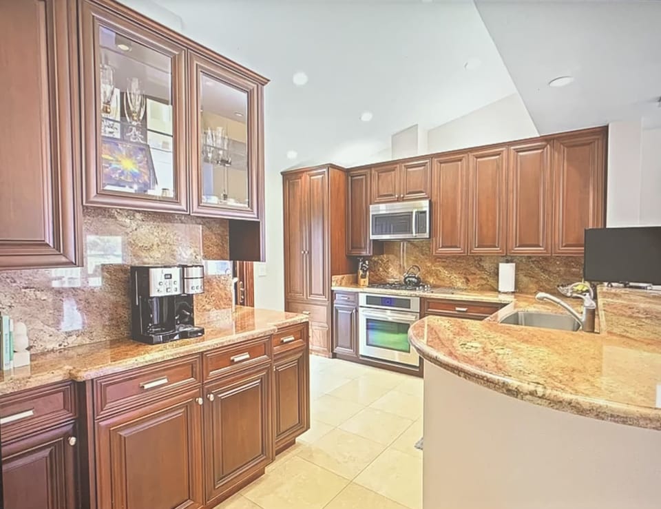An updated beautiful kitchen for your cooking pleasure