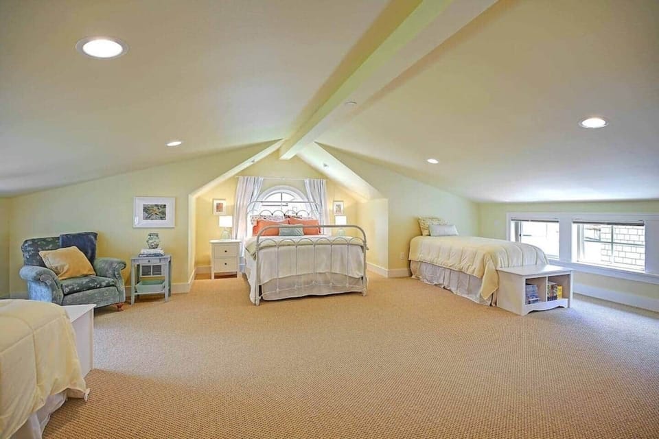 Another view of the upstairs bedroom