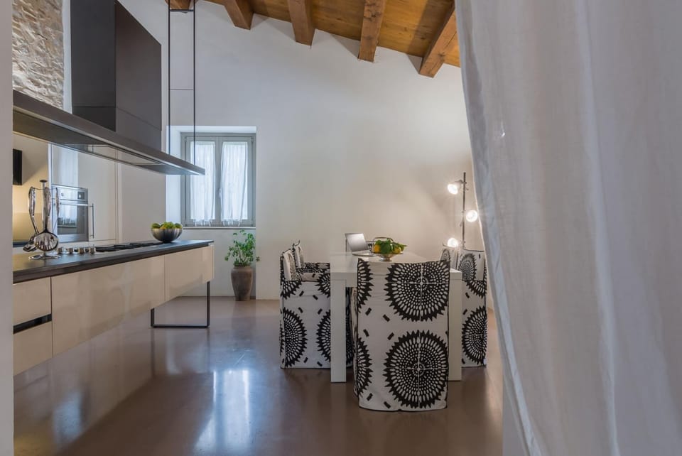 Villa Sabrina 12 (7083)