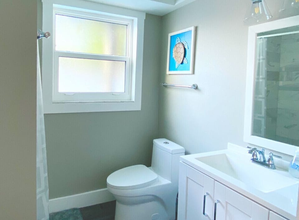Main level bathroom