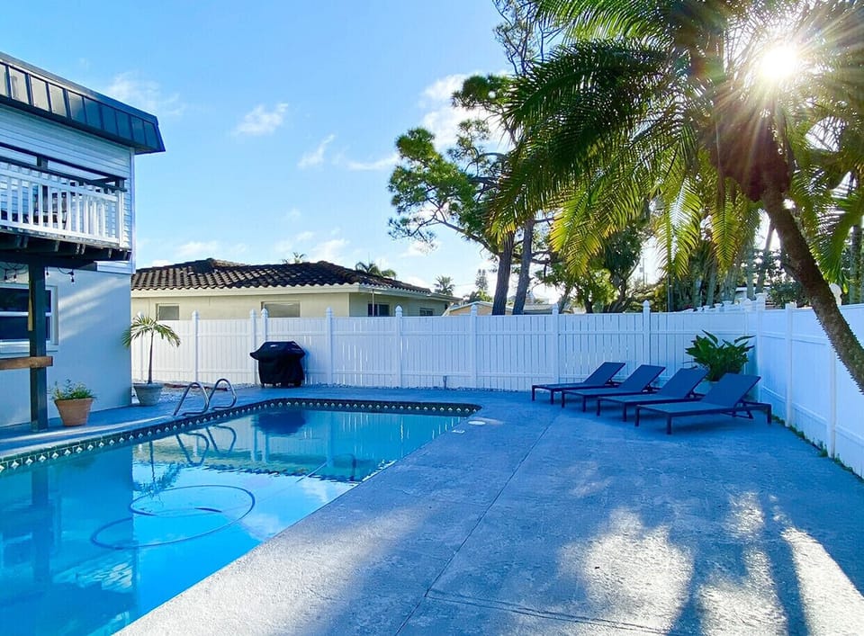 Sun and shade by the large, heated pool! 