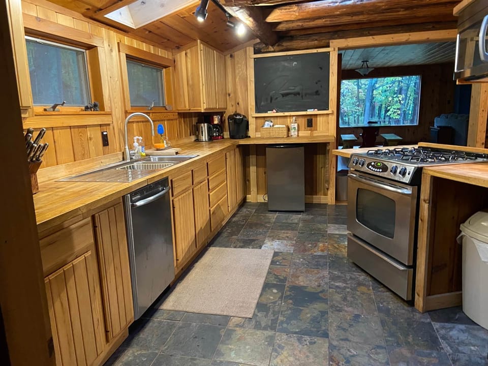 Kitchen (2)