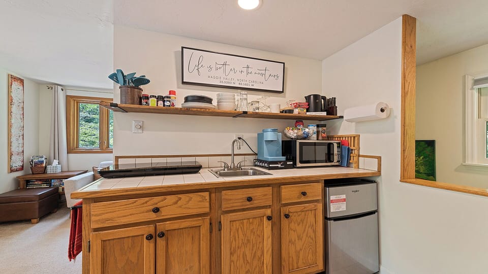 Kitchenettebathroo