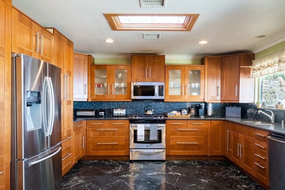 Large Kitchen