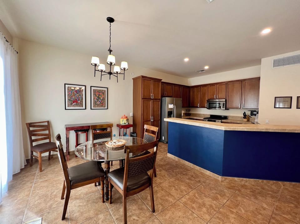 Kitchen and dining area