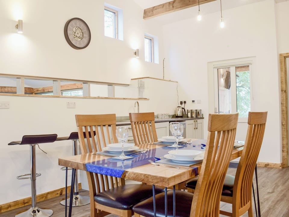 Kitchen/diner | Llety&rsquo;r Saer - Y Gadlas, Penybontfawr, near Llanfyllin
