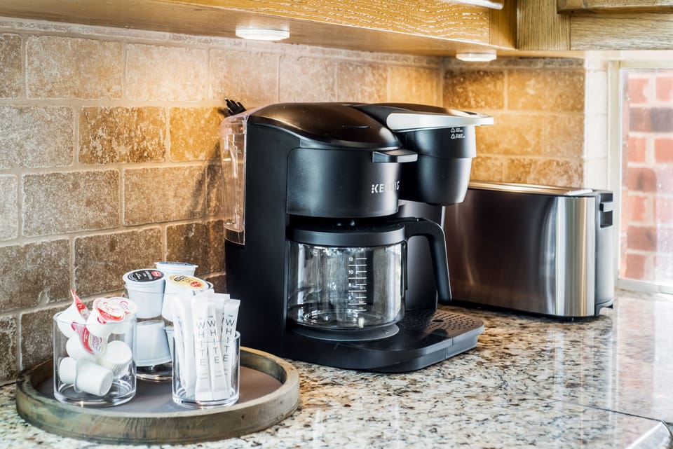 Fully equipped kitchen.