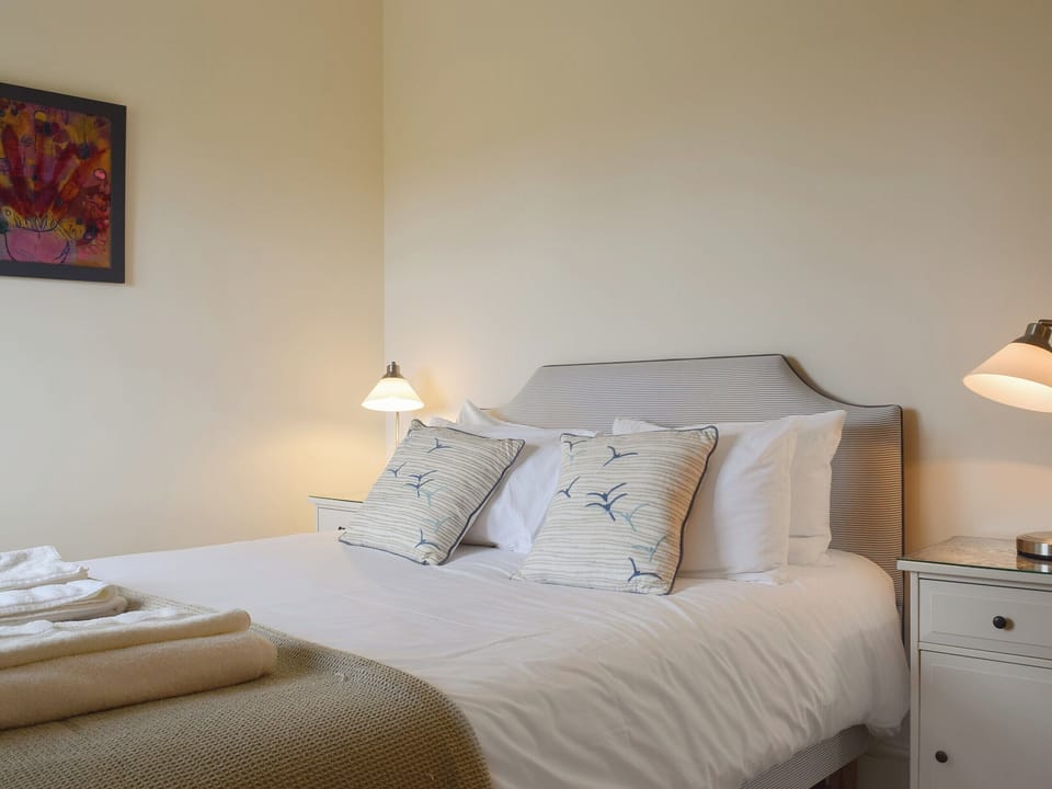 Double bedroom | Alice Cottage - Nene Valley Cottages, Clopton, near Kettering