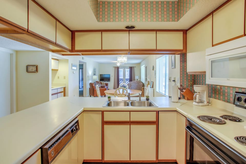 Kitchen | Fully Equipped | Coffee Maker