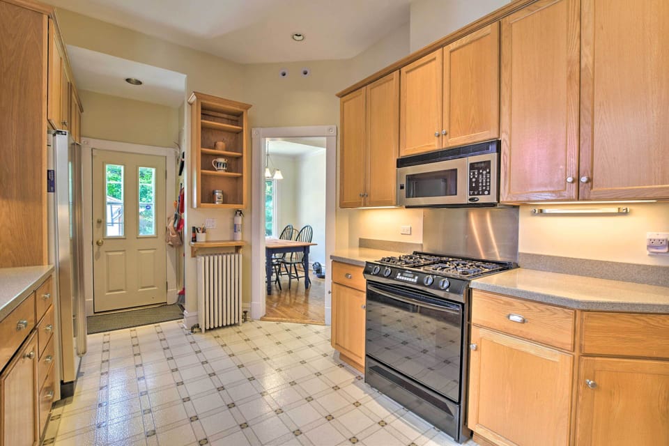Kitchen | Gas Range Stove