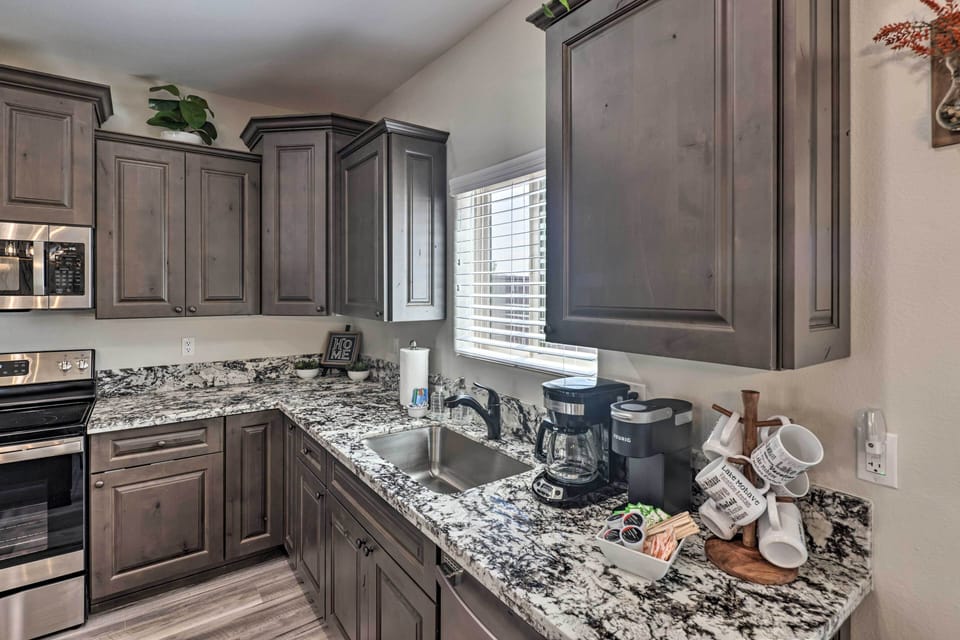 Kitchen | Toaster Oven | Crock-Pot