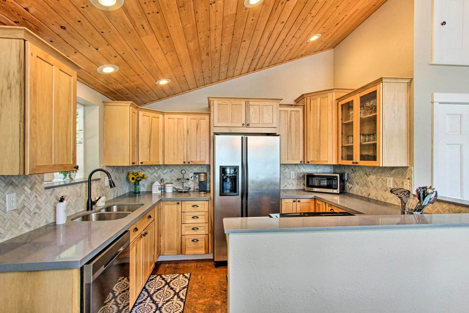 Kitchen | Fully Equipped | Cooking Basics