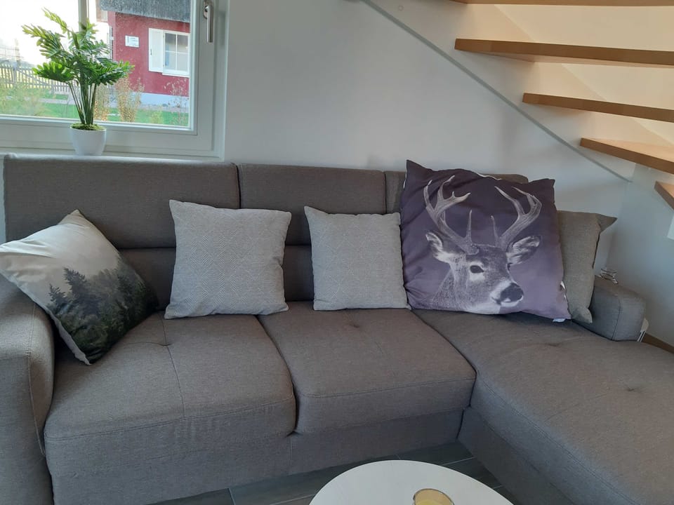 6-room vacation home (10 pers.) Luv & Lee - Holiday homes Luv and Lee OVS 106 with Cottage in Mecklenburg-Vorpommern, Germany
