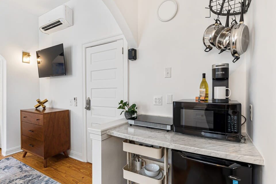 Private kitchenette