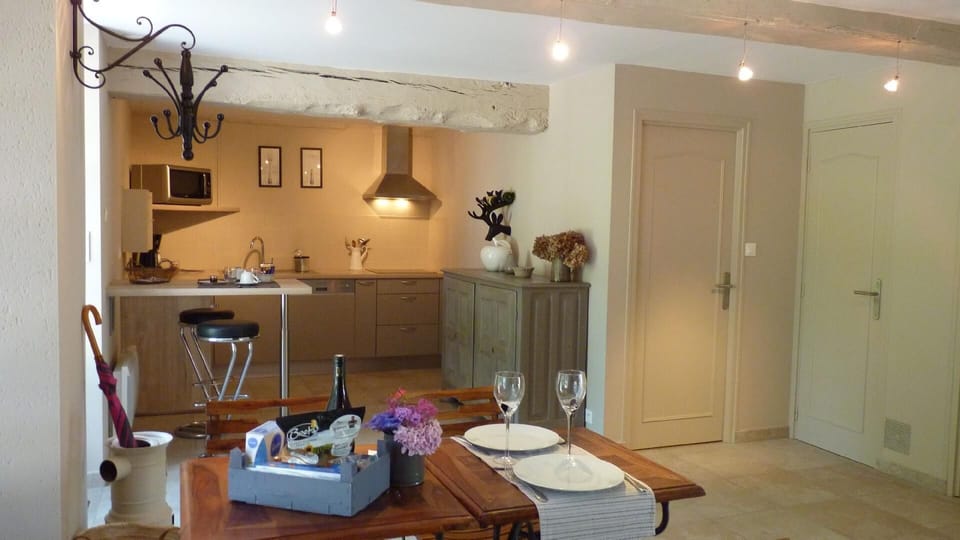 Kitchen area. opened kitchen and living room
