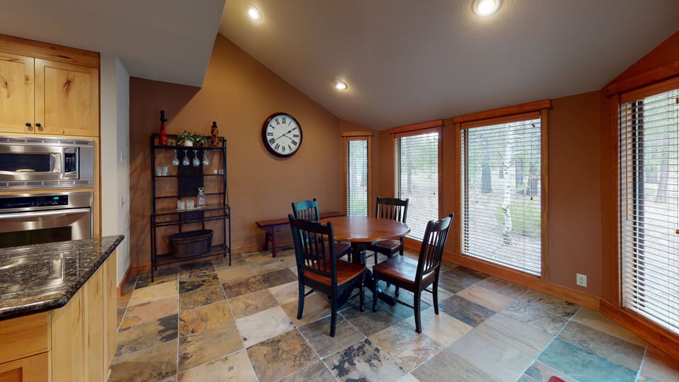 Kitchen 4