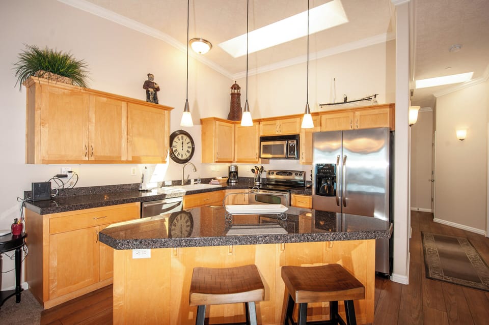 Full Kitchen