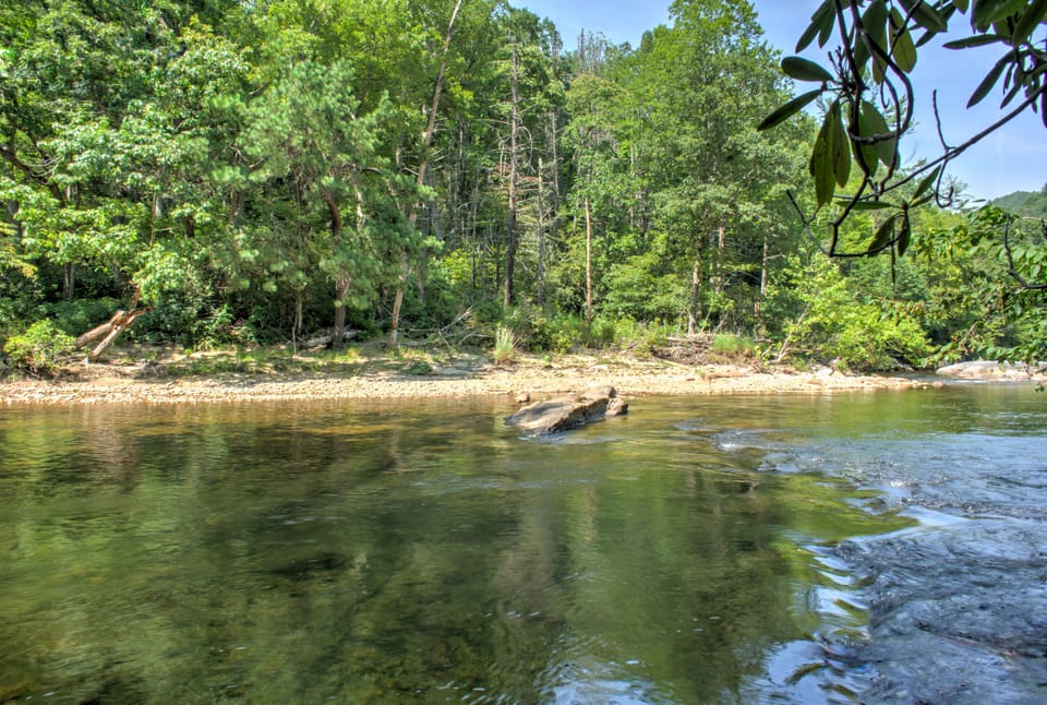 South Toe River Access