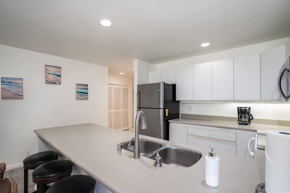 Spacious kitchen perfect for any home chef