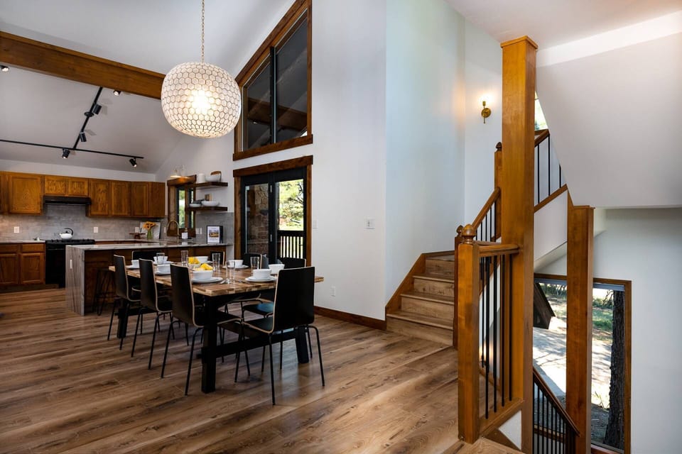 Enjoy a home cooked meal around the kitchen table