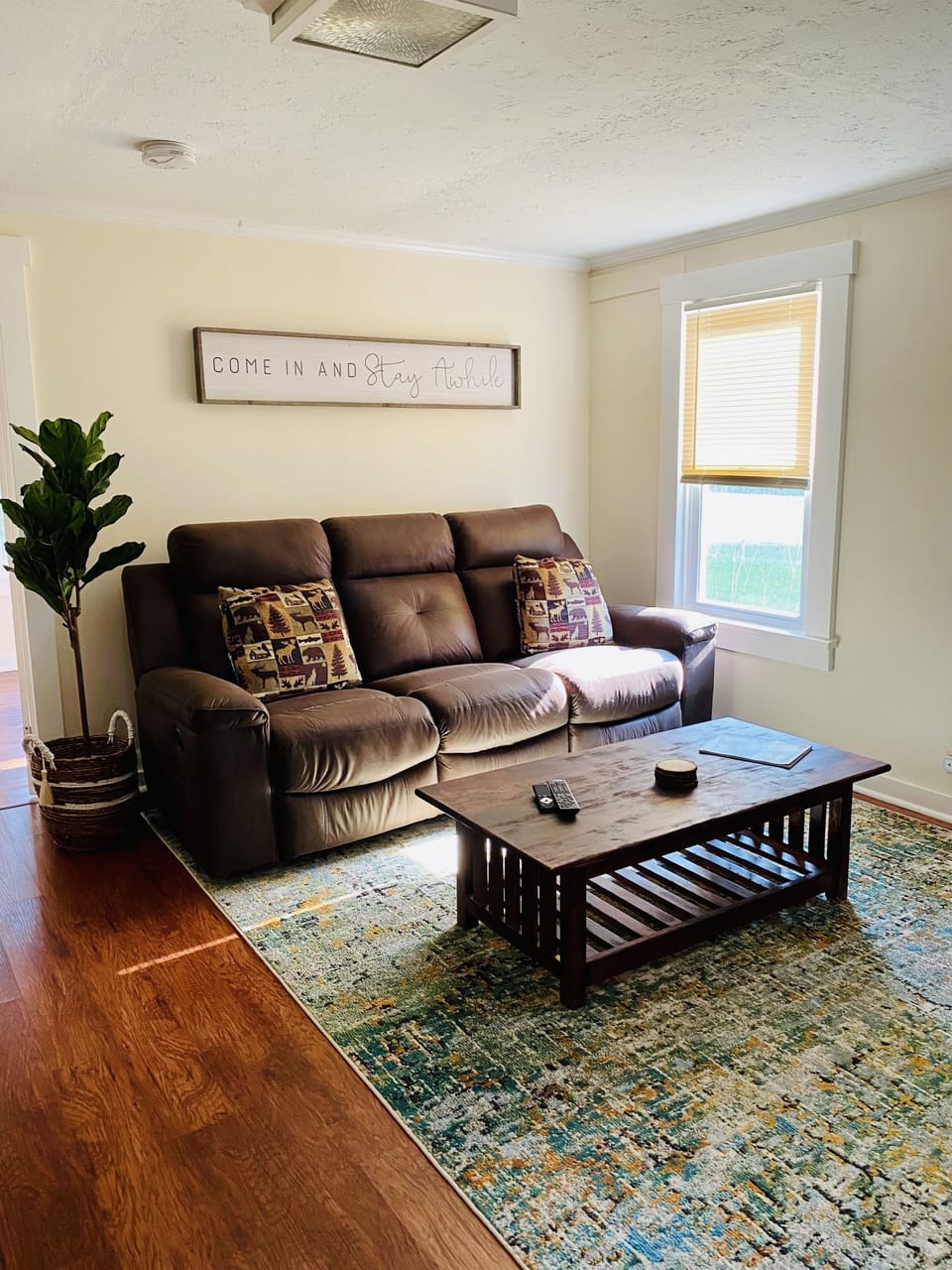 Our comfy living room, perfect for relaxing together after skiing or hiking.