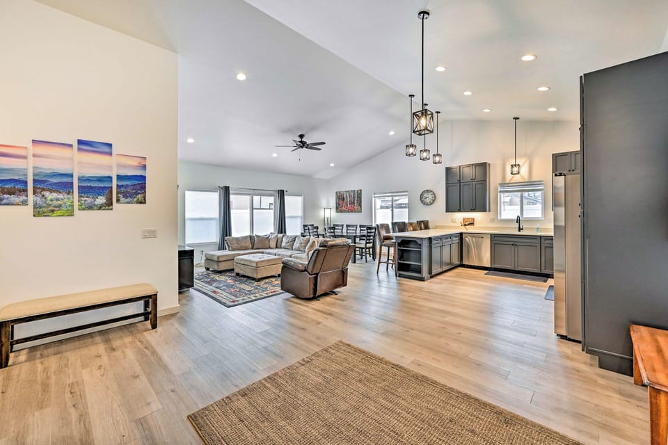 Entryway | Free WiFi | Electric Heating | Heated Floors