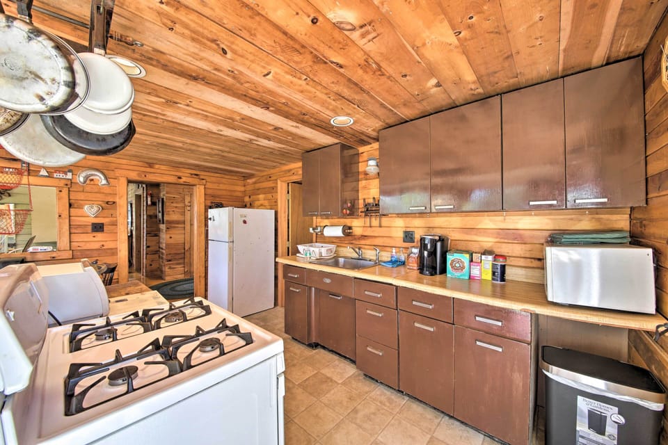 Kitchen | Well-Equipped | Keurig Coffee Maker