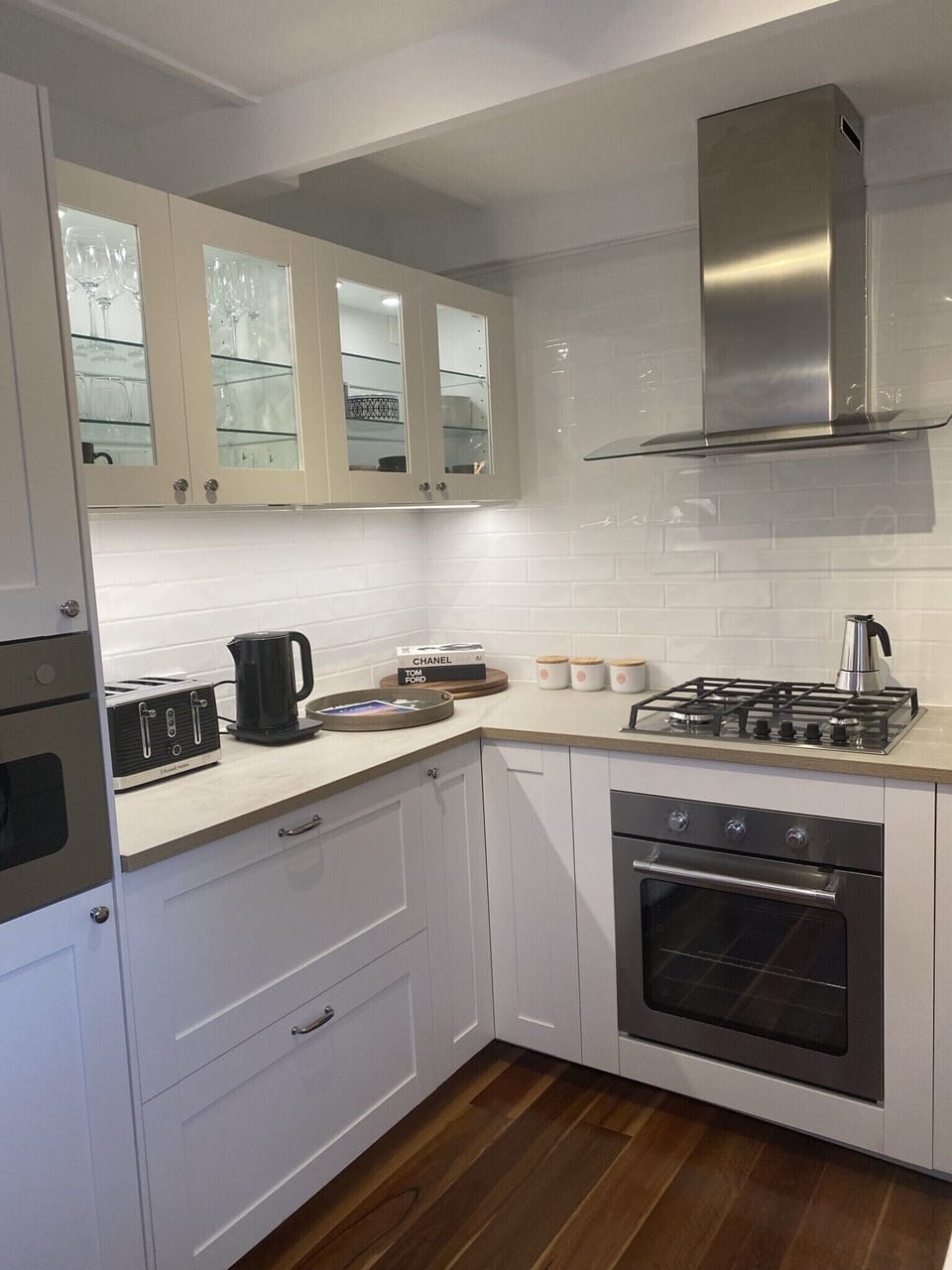 Kitchen - Fully equipped 