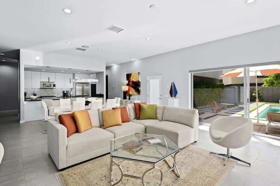 Simply Palm Springs
