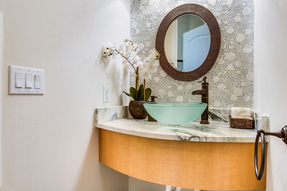 Powder room, Guest Bath