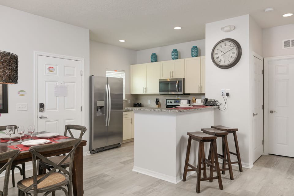 Beautiful fully-equipped kitchen with everything you need